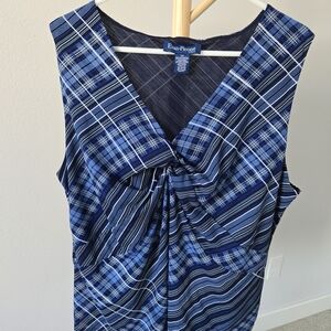 Evan Picone Navy and White Plaid Twist Top